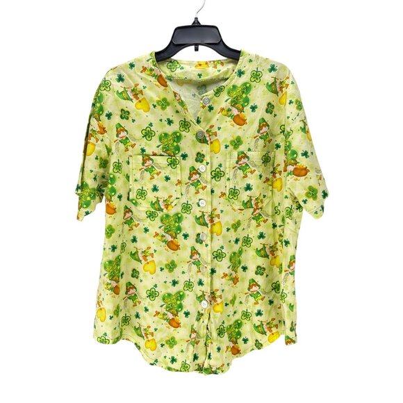 St. Patrick’s Day Green Shirt XL Button Front Shamrock Clover Print Irish Tee - Picture 3 of 6